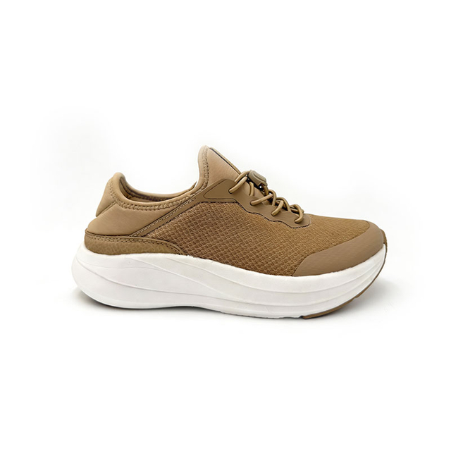 WOMEN'S SNEAKER