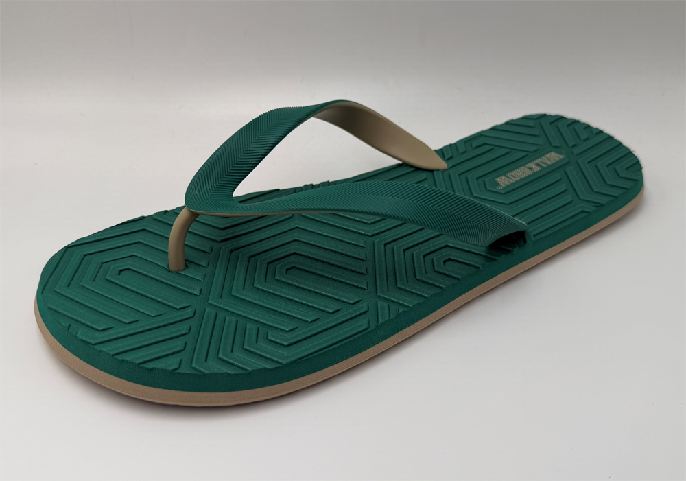 MEN'S GEOMETRIC EMBOSSED TWO TONE FLIP FLOP
