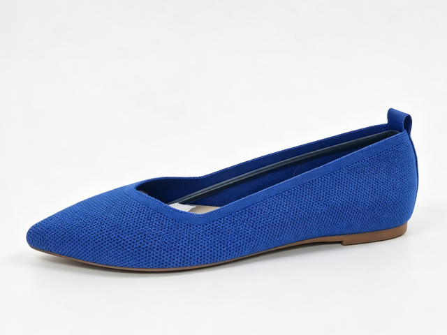 WOMEN'S MINIMALIST FLYKNIT POINTED TOE FLAT