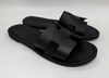 WOMEN'S CUTOUT STRAP SANDAL