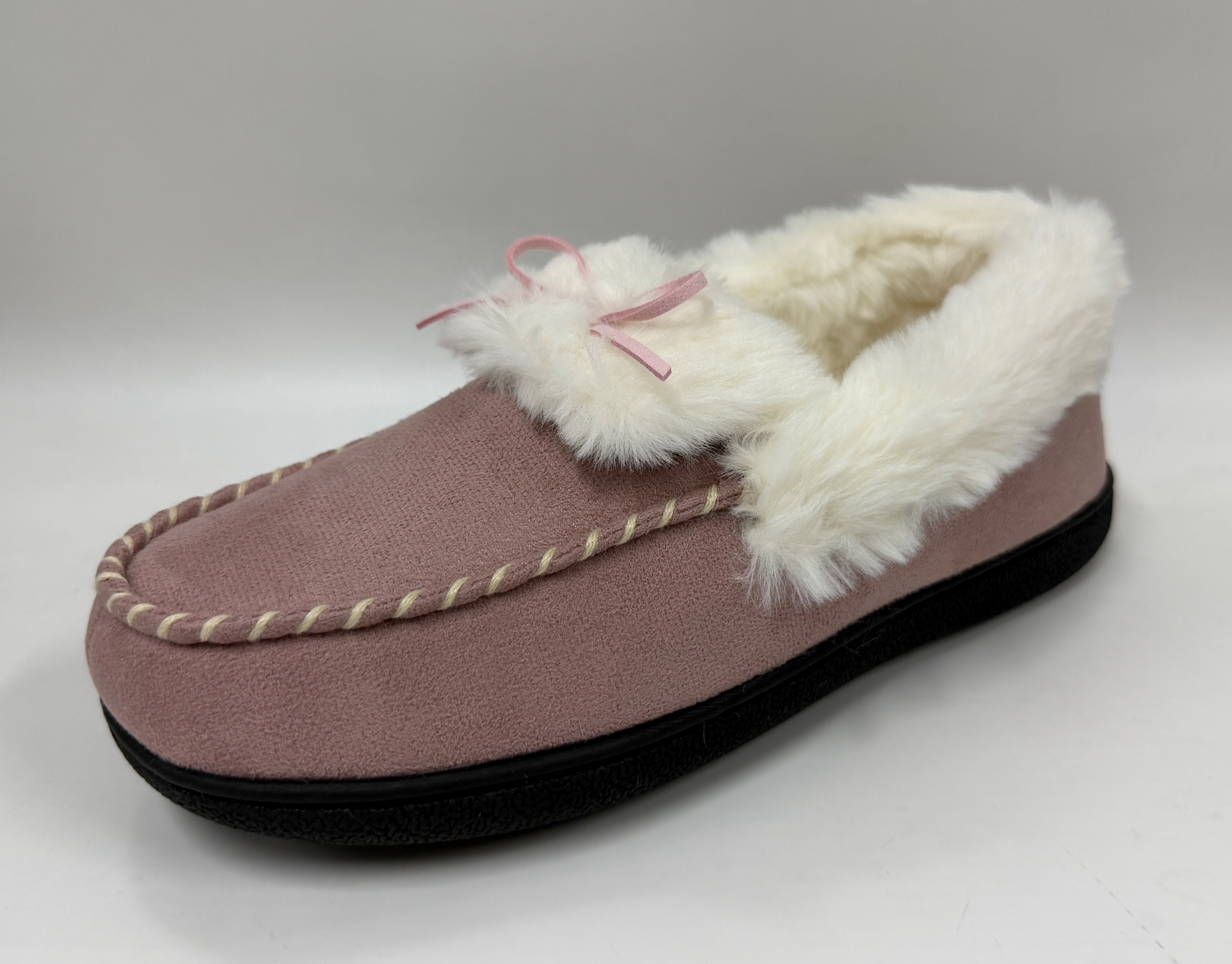 WOMEN'S FAUX FUR LINED MOCCASIN SLIPPER