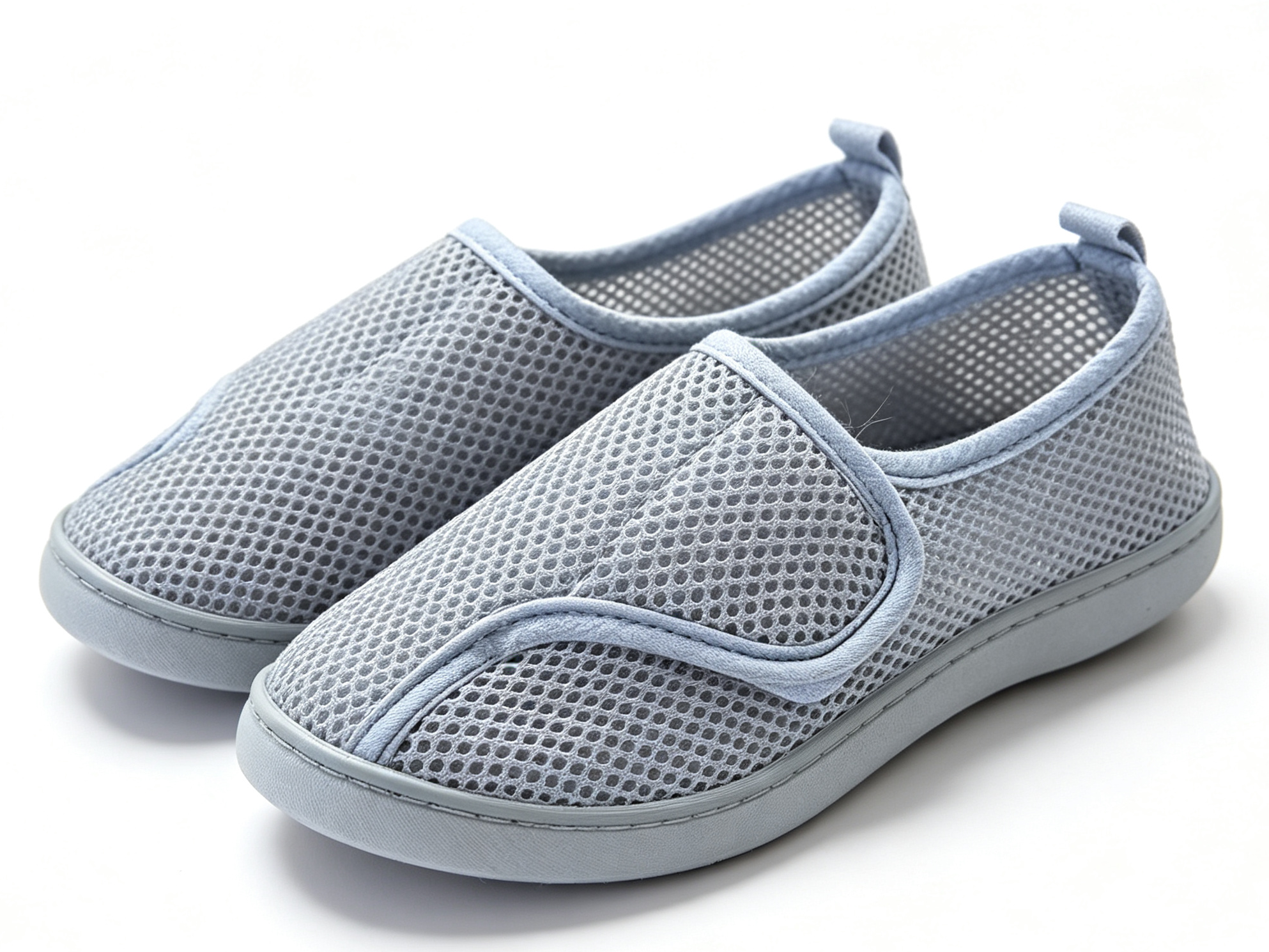 WOMEN'S MESH CLOSED TOE HOUSE SLIPPER