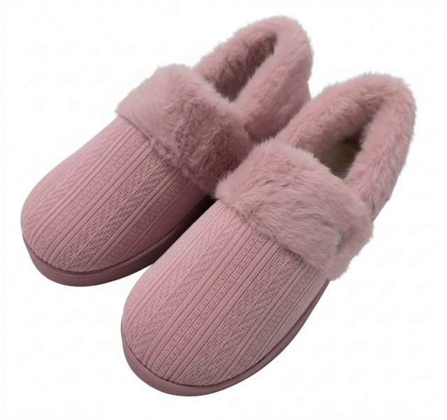 WOMEN'S VERTICAL CHENILLE CLOSED BACK SLIPPER