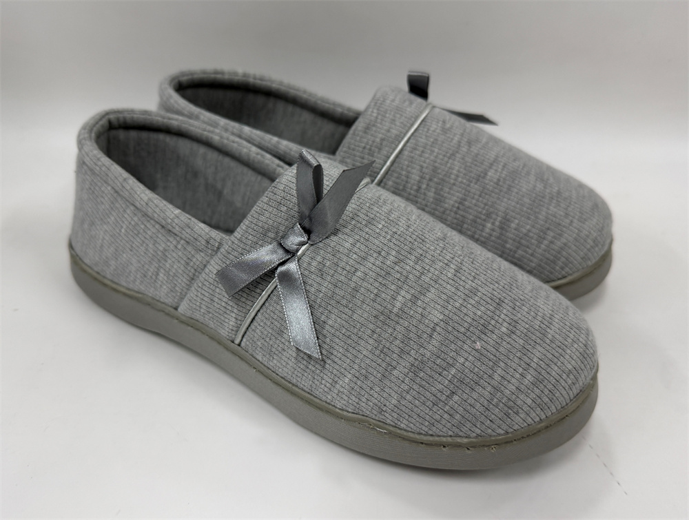 WOMEN'S BOW CLOSED HEEL HOUSE SLIPPER