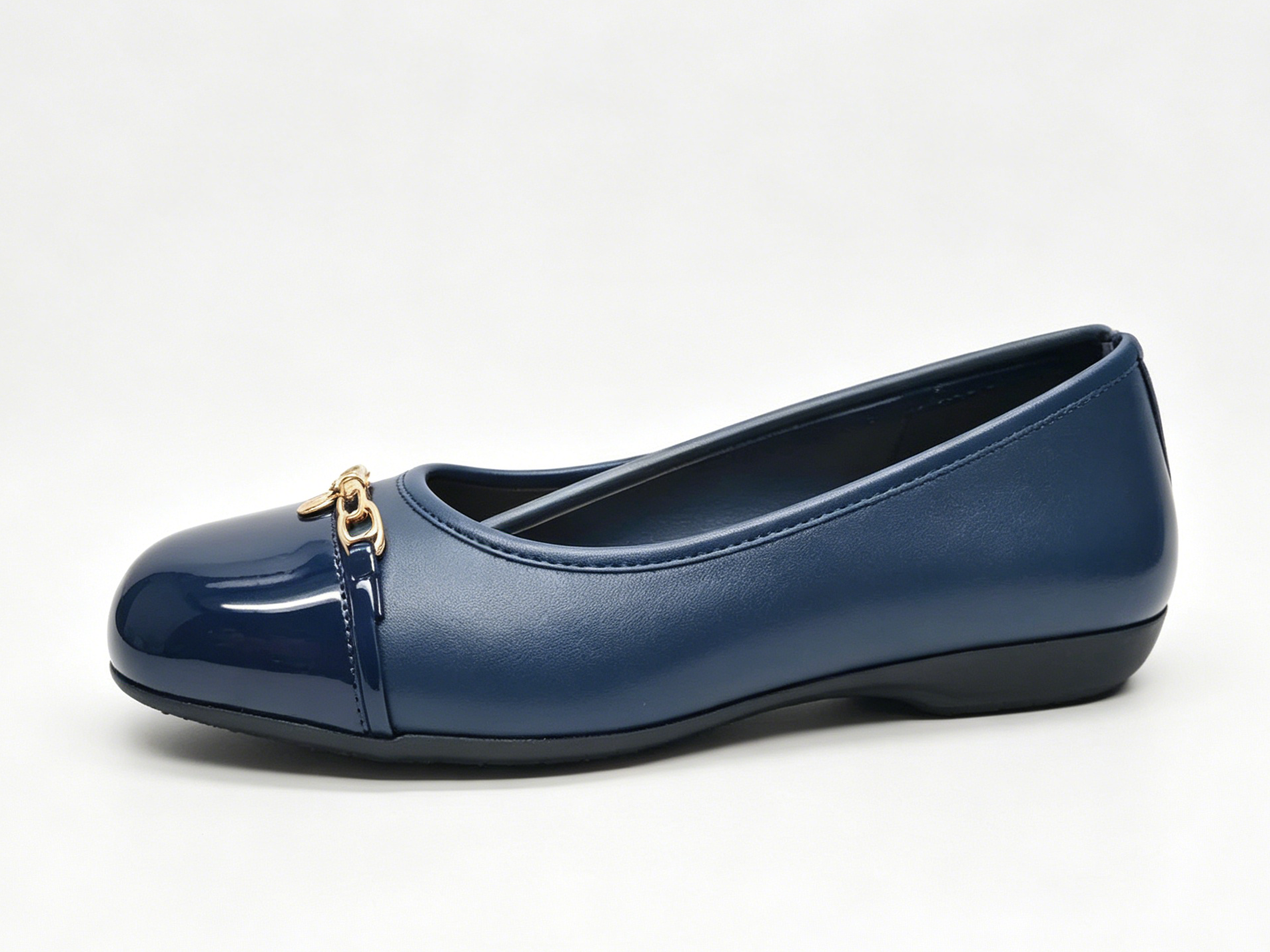 WOMEN'S TWO TONE PATENT PU BALLET FLATS