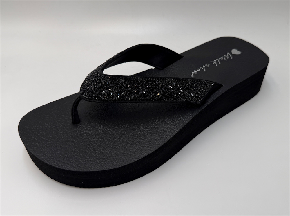 WOMEN'S EMBELLISHED FLIP FLOP