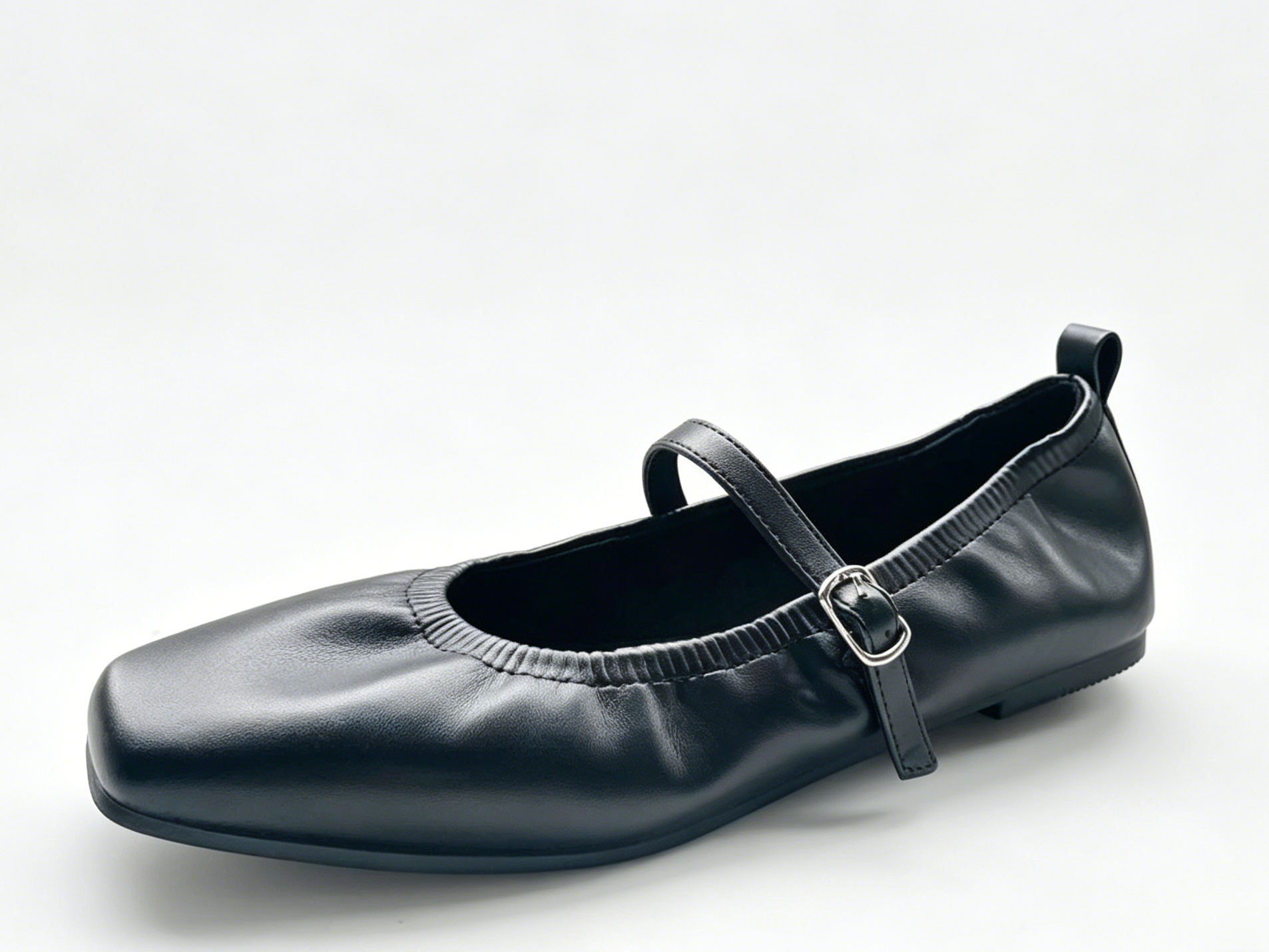 WOMEN'S GATHERED SQUARE TOE MARY JANE FLAT