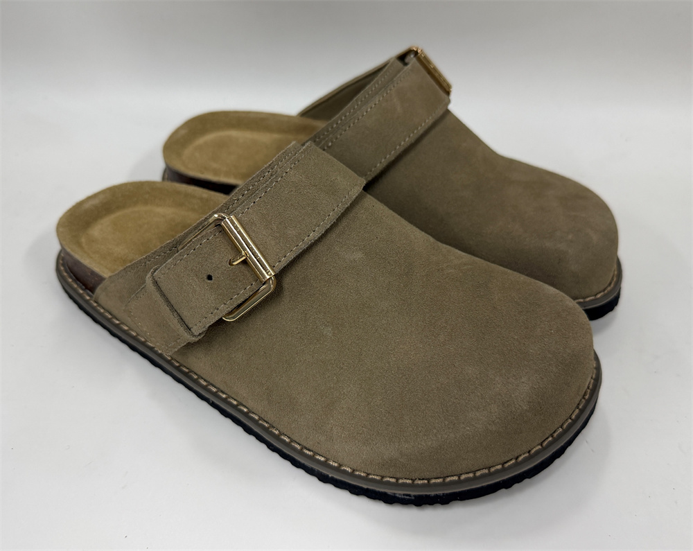 WOMEN'S FAUX SUEDE AJUSTABLE BUCKLE MULE CLOG