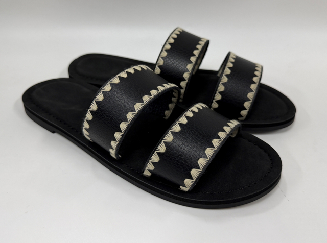 WOMEN'S EMBROIDERED SANDAL