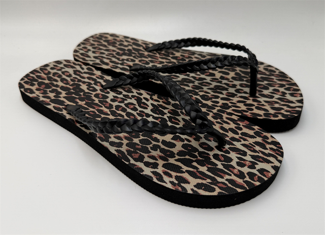 WOMEN'S LEOPARD PRINT BRAIDED FLIP FLOP