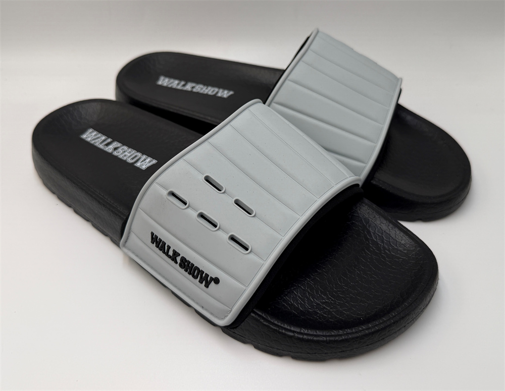 MEN'S BREATHABLE GROOVE STRAP SPORT SLIDE